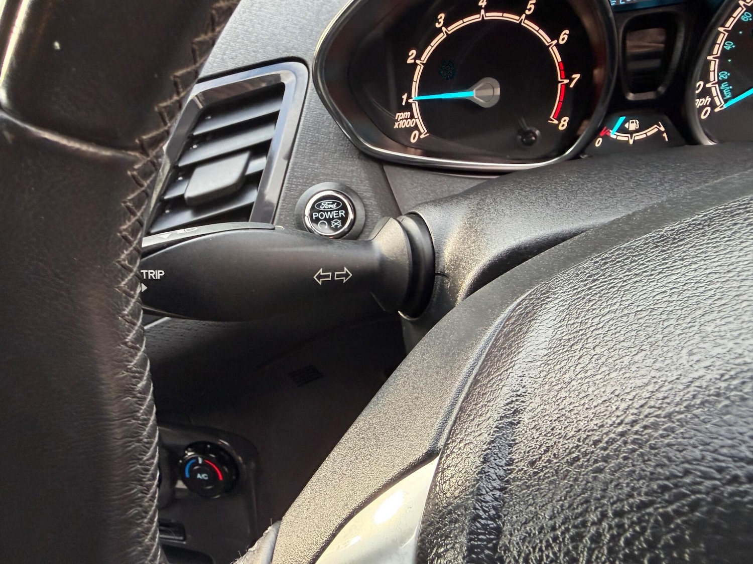 Used Ford Fiesta 2014 for sale - 77253931: Photo 23