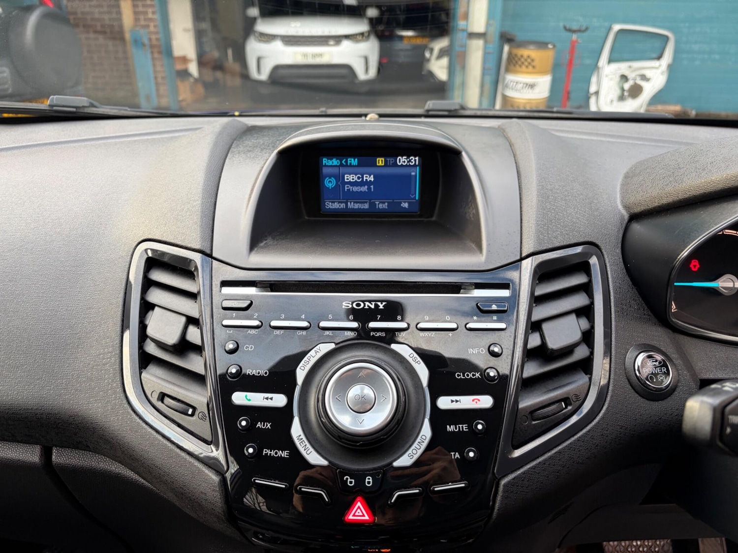 Used Ford Fiesta 2014 for sale - 77253931: Photo 28