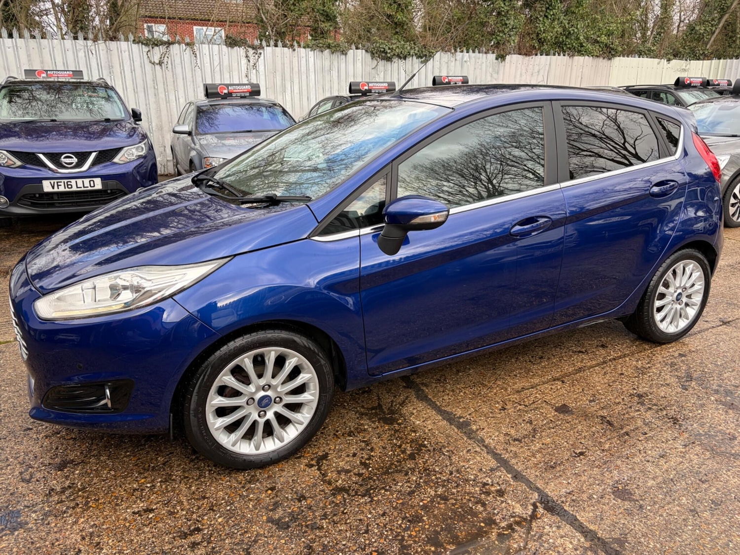 Used Ford Fiesta 2014 for sale - 77253931: Photo 4