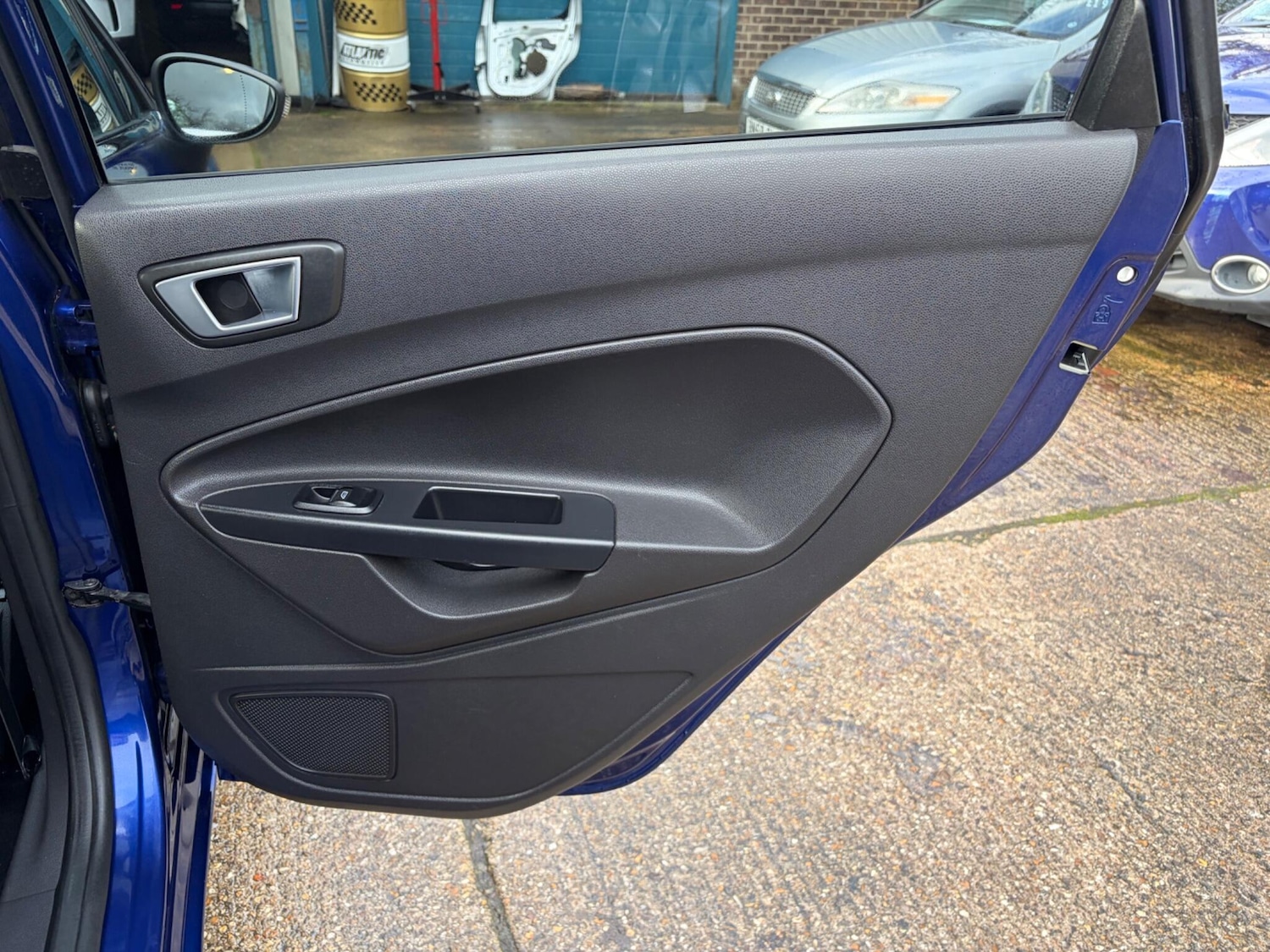 Used Ford Fiesta 2014 for sale - 77253931: Photo 43