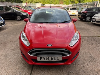 Used Ford Fiesta 2014 for sale - 75915864: Photo