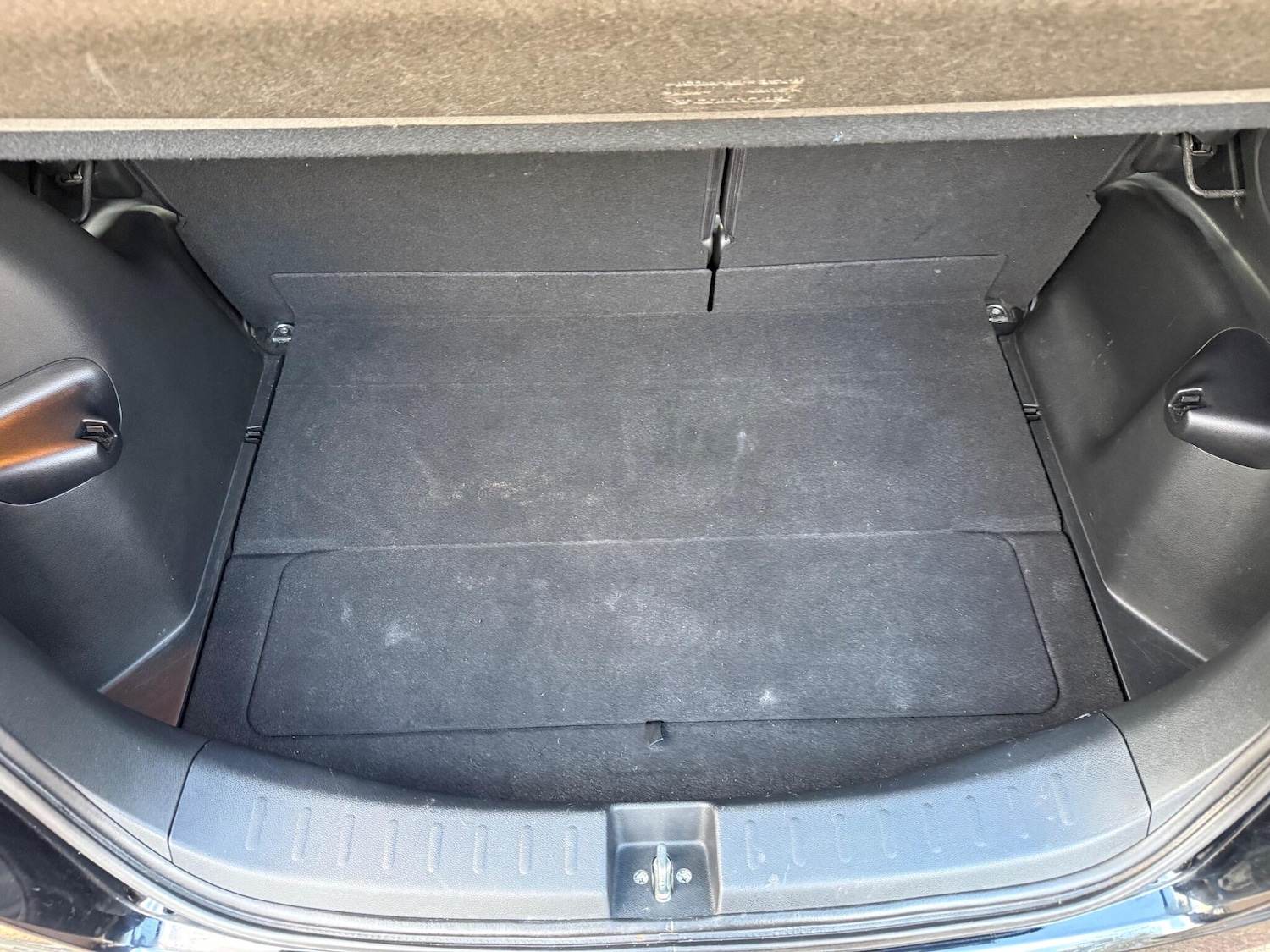 Used Honda Jazz 2013 for sale - 76584697: Photo 34