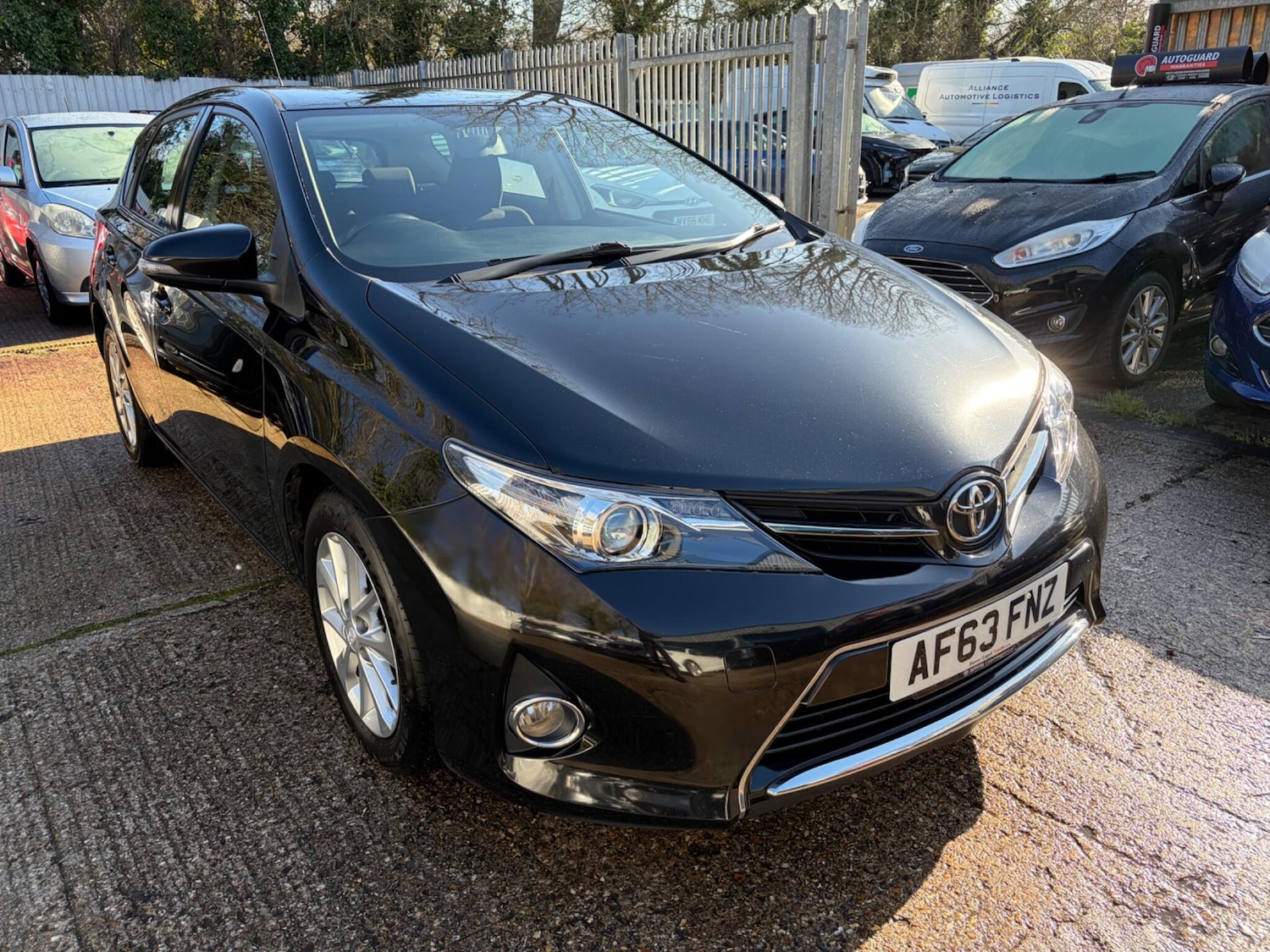 Used Toyota Auris 2013 for sale - 77559746: Photo 2