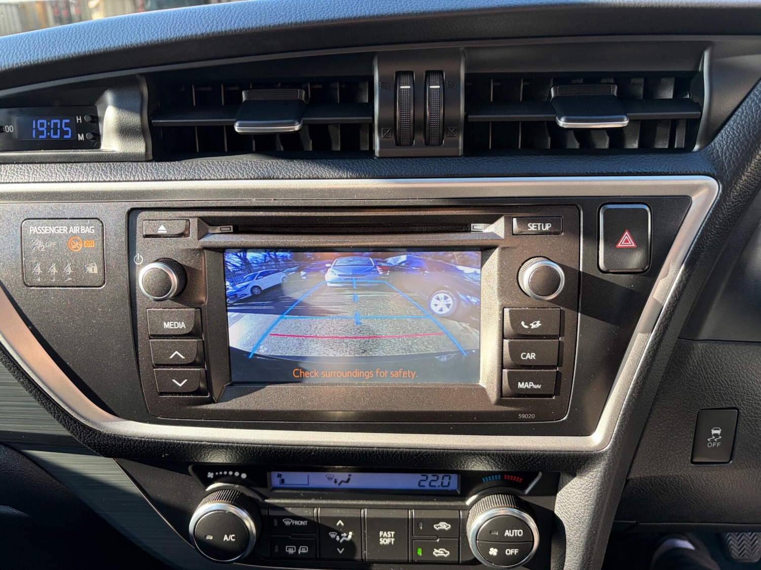 Used Toyota Auris 2013 for sale - 77559746: Photo 25