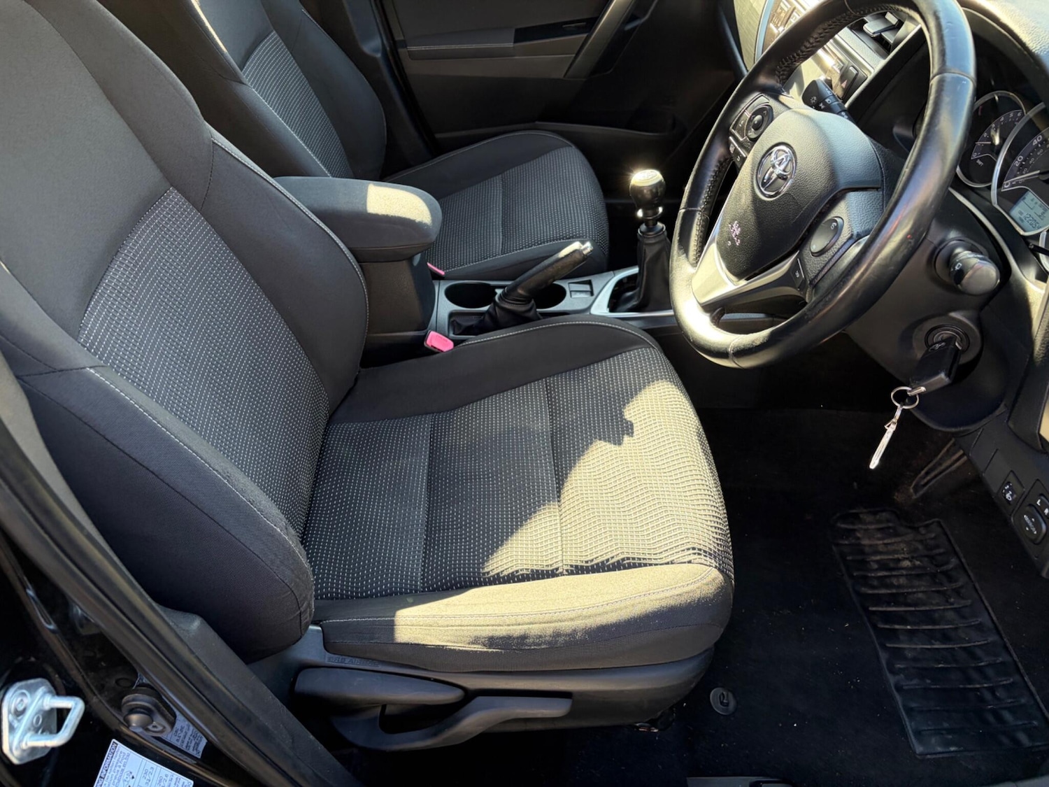 Used Toyota Auris 2013 for sale - 77559746: Photo 29