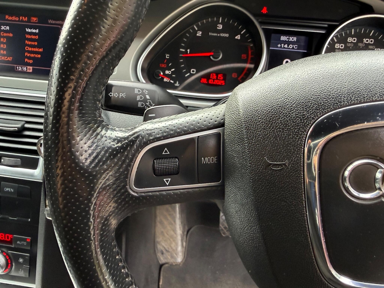 Used Audi Q7 2009 for sale - 76993944: Photo 32