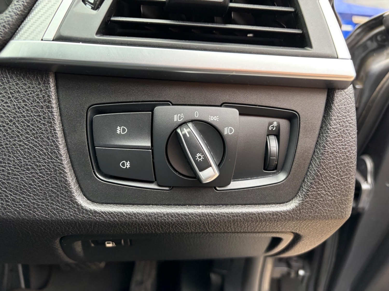 Used BMW 3 Series 2018 for sale - 77305979: Photo 31