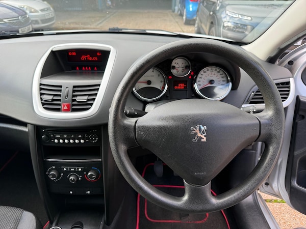 Used Peugeot 207 2009 for sale - 76337167: Photo 24