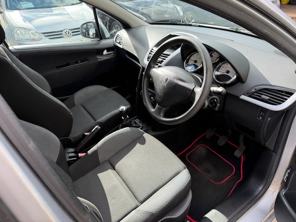 Used Peugeot 207 2009 for sale - 76337167: Photo 30