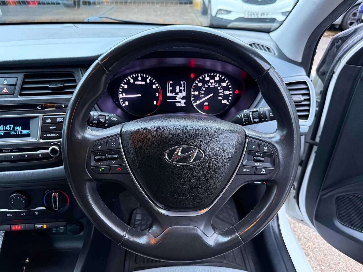 Used Hyundai i20 2016 for sale - 76743334: Photo 20