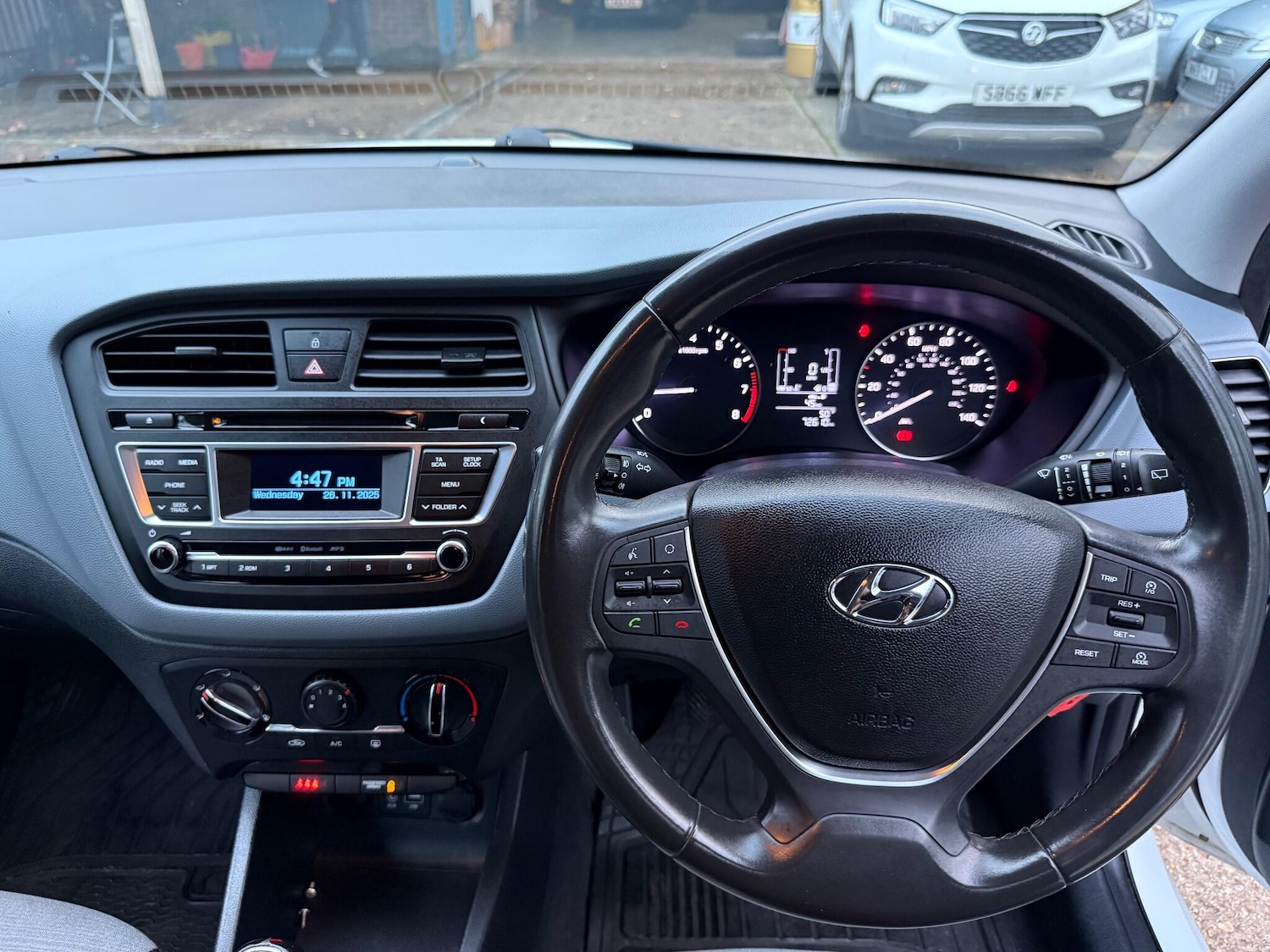Used Hyundai i20 2016 for sale - 76743334: Photo 26