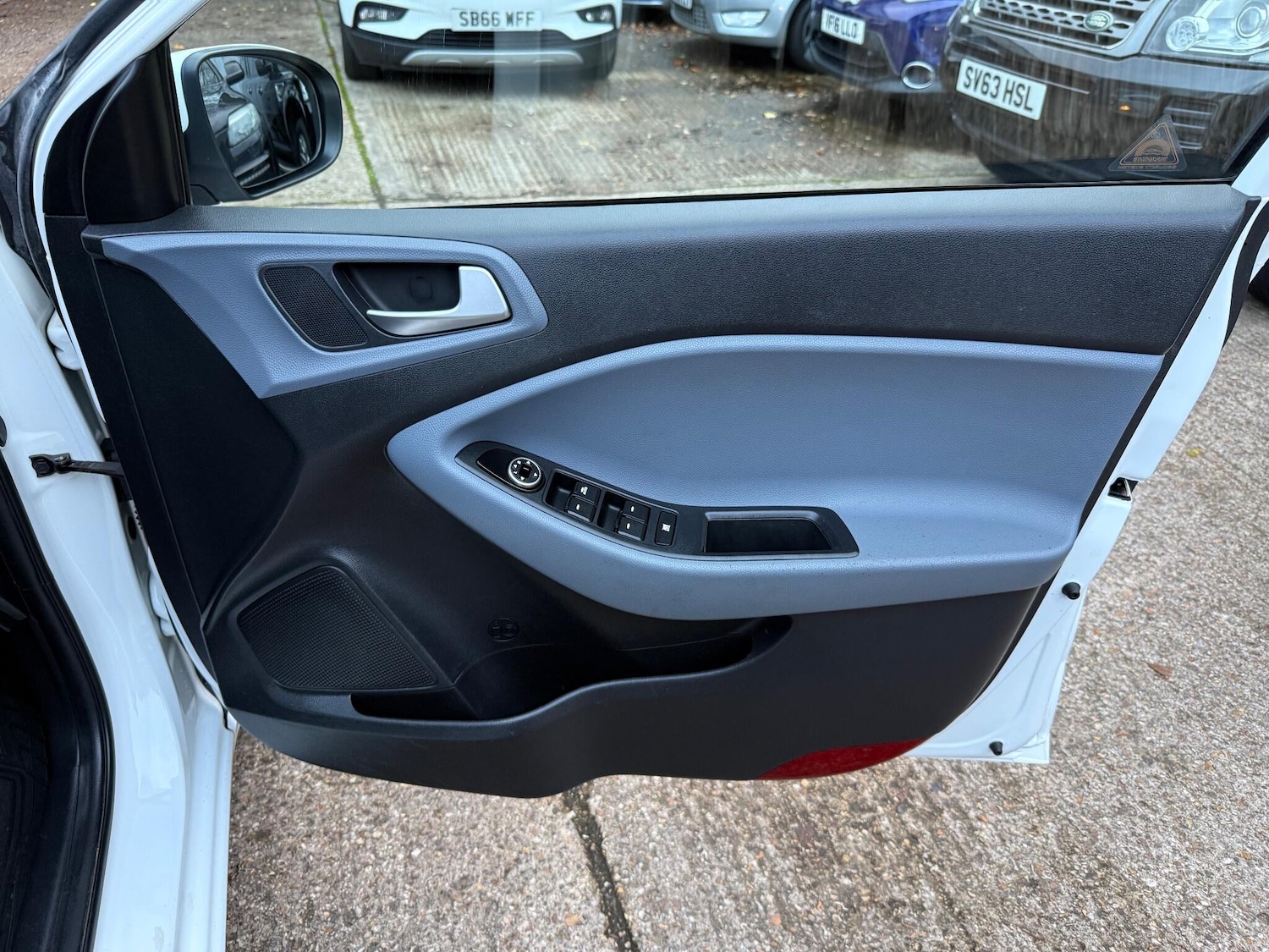 Used Hyundai i20 2016 for sale - 76743334: Photo 30