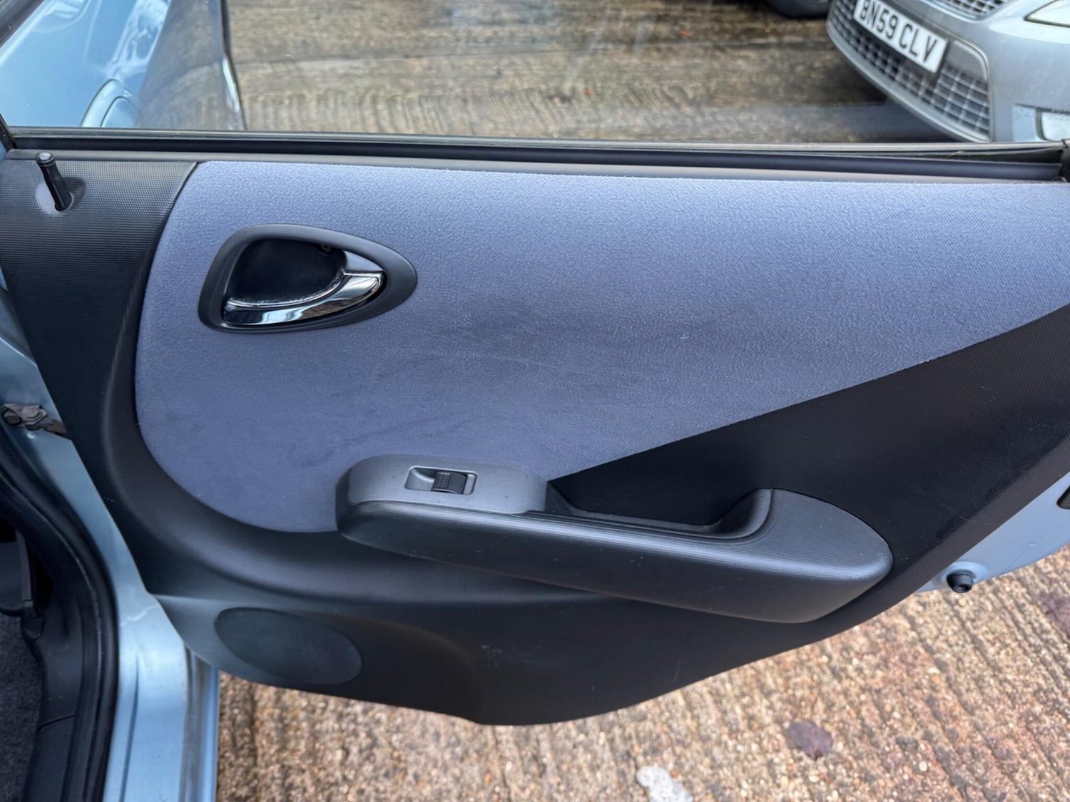 Used Honda Jazz 2005 for sale - 77175745: Photo 30