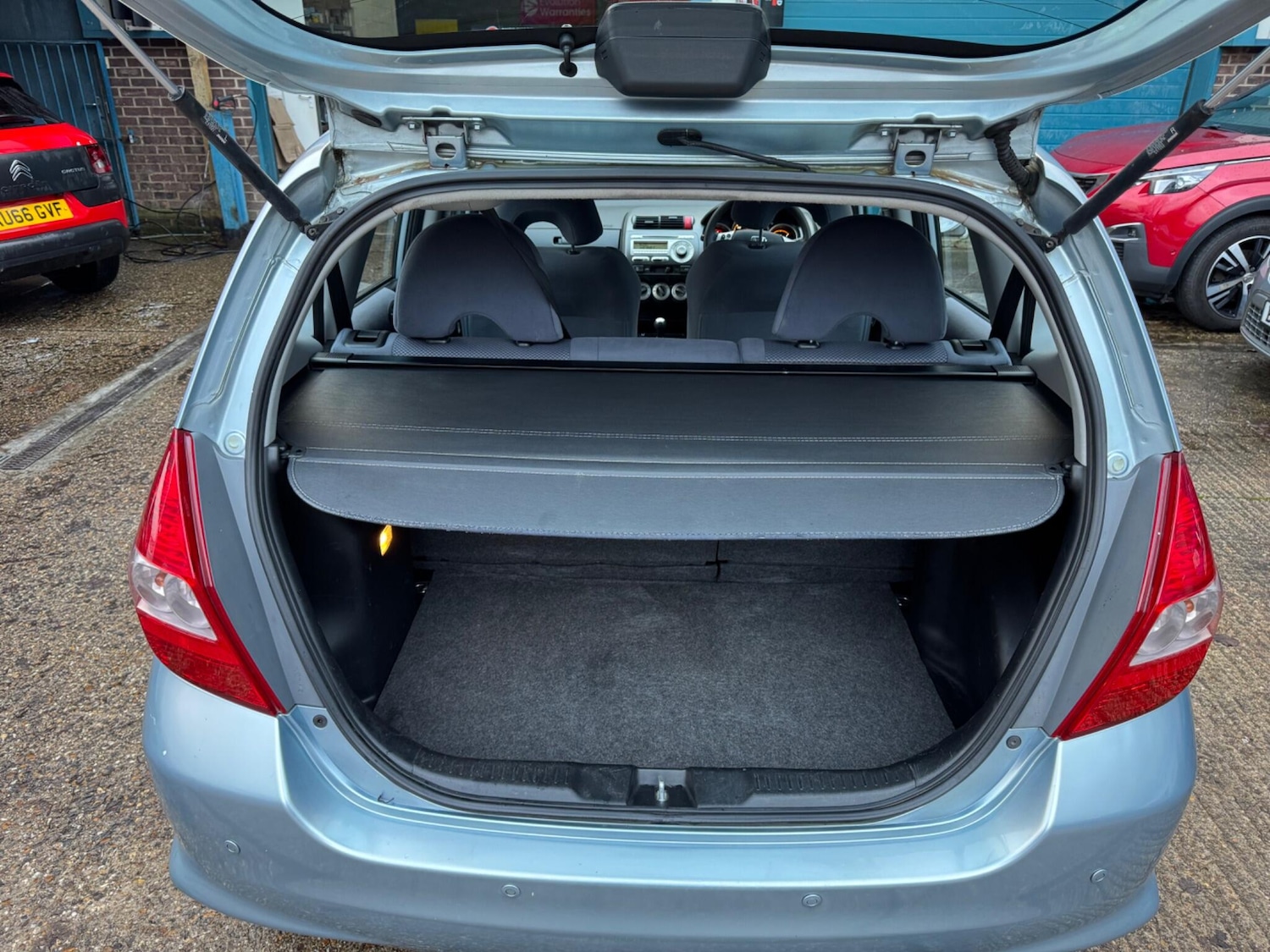 Used Honda Jazz 2005 for sale - 77175745: Photo 33