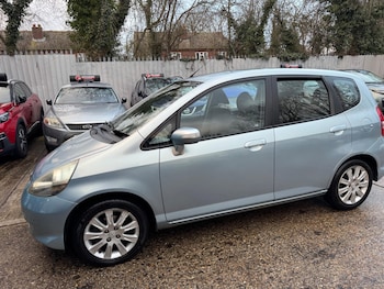 Used Honda Jazz 2005 for sale - 77175745: Photo