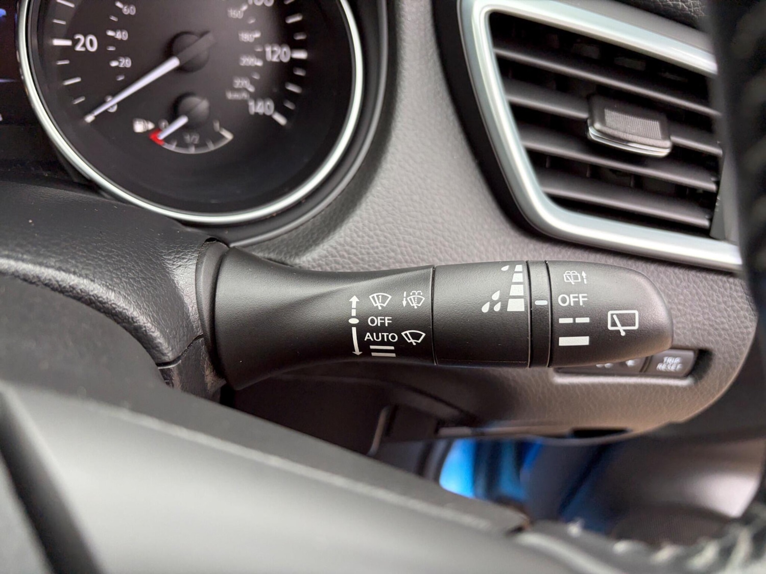 Used Nissan Qashqai 2018 for sale - 77611771: Photo 28