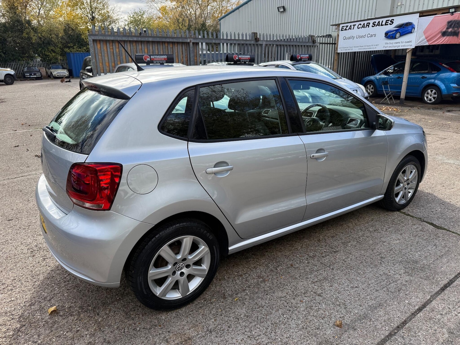 Used Volkswagen Polo 2011 for sale - 76377633: Photo 14