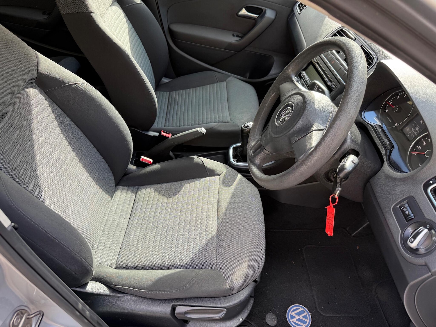 Used Volkswagen Polo 2011 for sale - 76377633: Photo 16