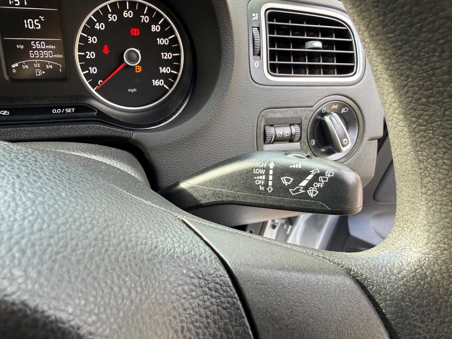 Used Volkswagen Polo 2011 for sale - 76377633: Photo 25