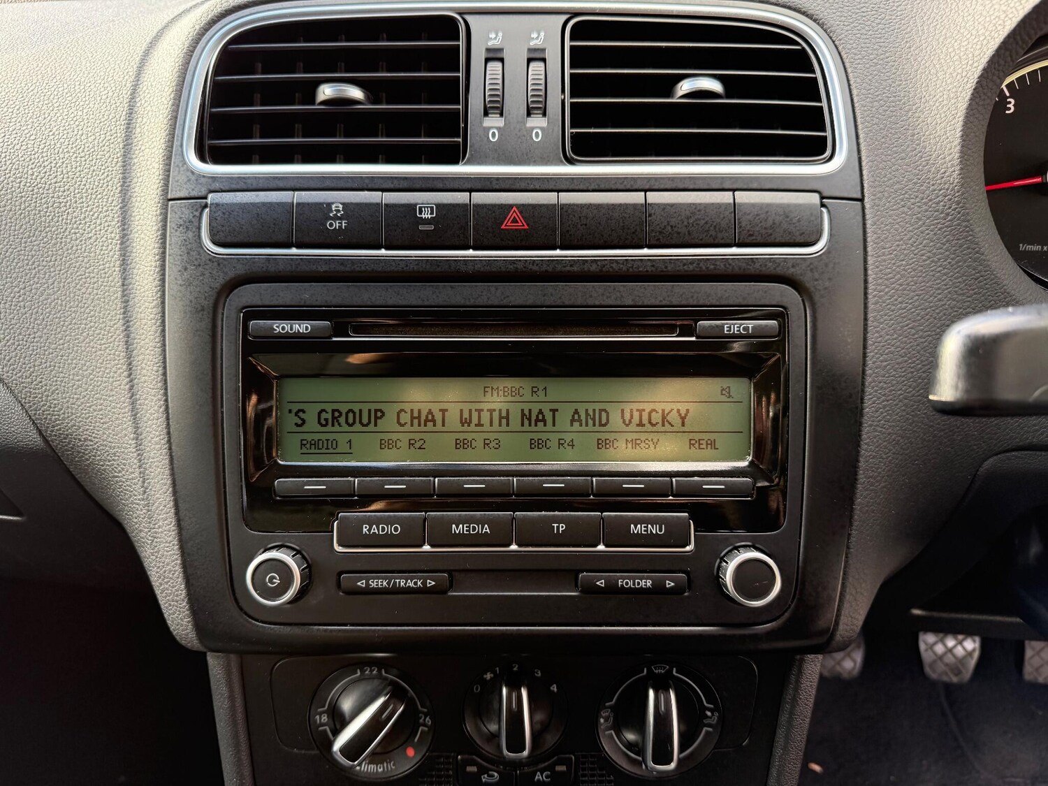 Used Volkswagen Polo 2011 for sale - 76377633: Photo 37