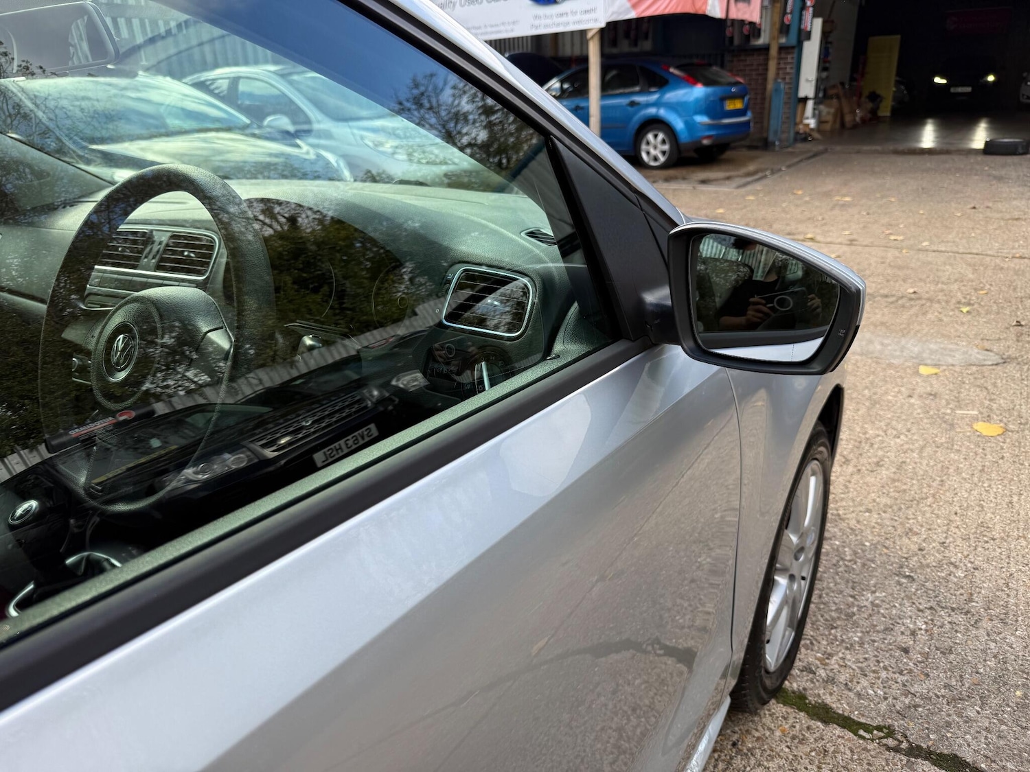 Used Volkswagen Polo 2011 for sale - 76377633: Photo 40