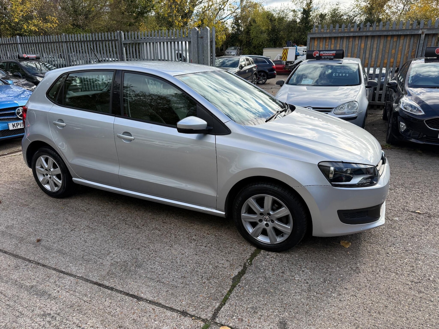 Used Volkswagen Polo 2011 for sale - 76377633: Photo 5