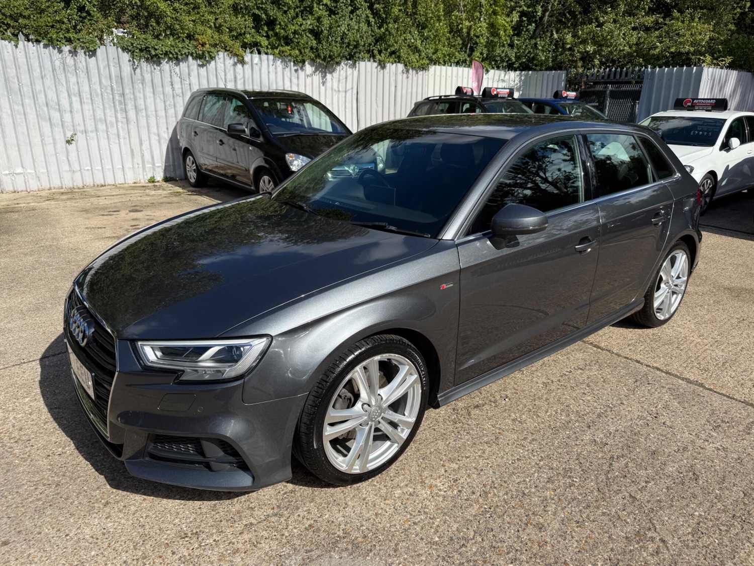 Used Audi A3 2017 for sale - 76990164: Photo 4