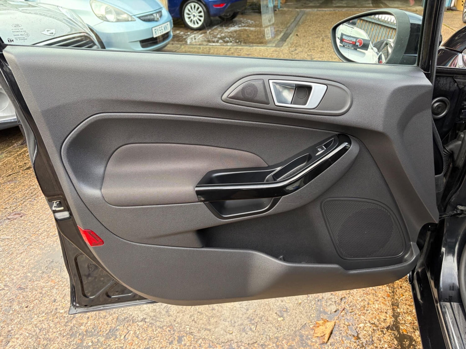 Used Ford Fiesta 2016 for sale - 77254559: Photo 37