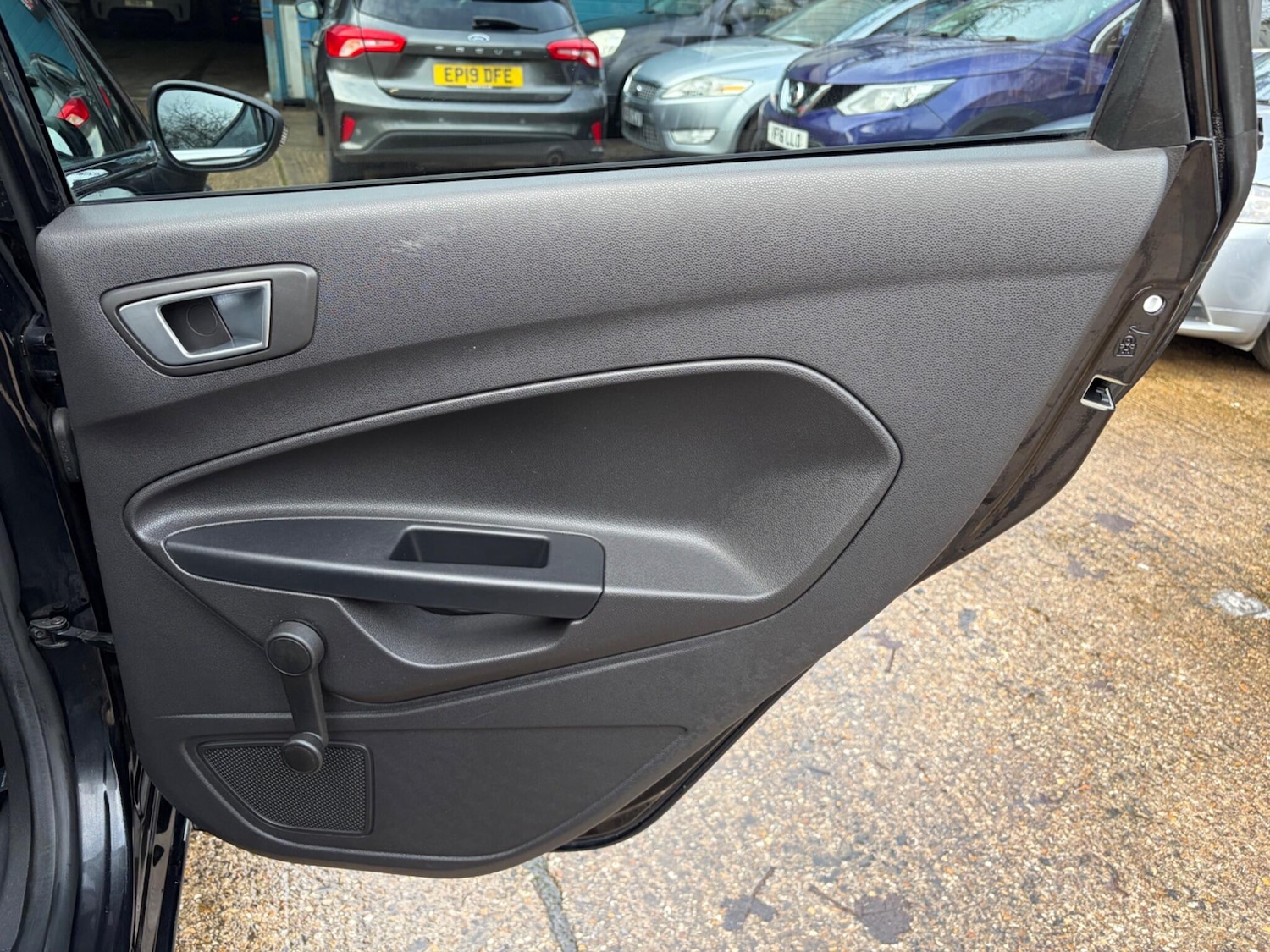 Used Ford Fiesta 2016 for sale - 77254559: Photo 46