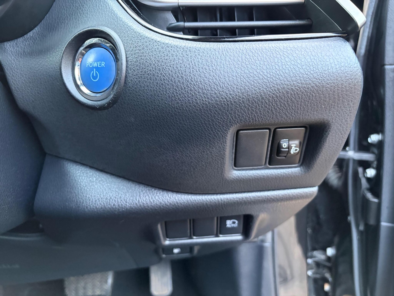 Used Toyota C-HR 2018 for sale - 77396162: Photo 29