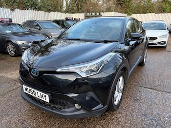 Used Toyota C-HR 2018 for sale - 77396162: Photo