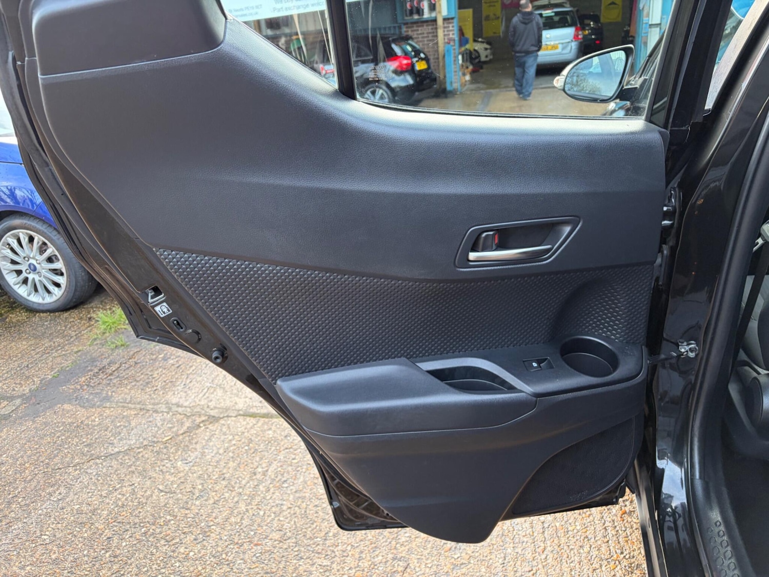 Used Toyota C-HR 2018 for sale - 77396162: Photo 44