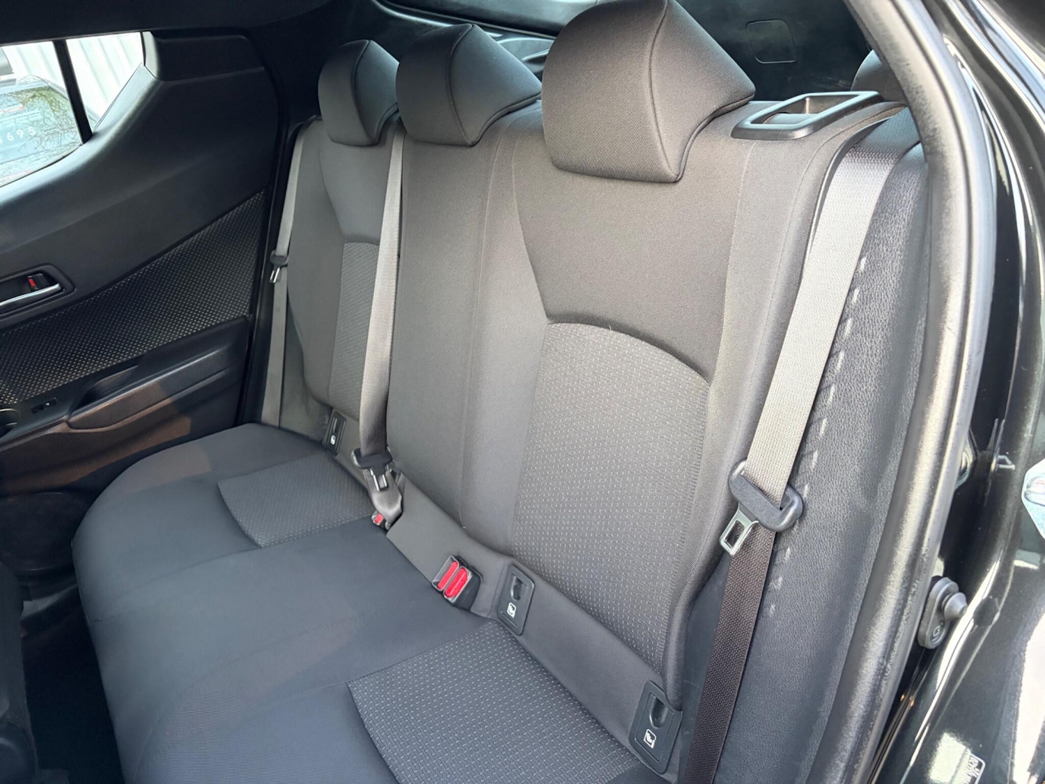 Used Toyota C-HR 2018 for sale - 77396162: Photo 47