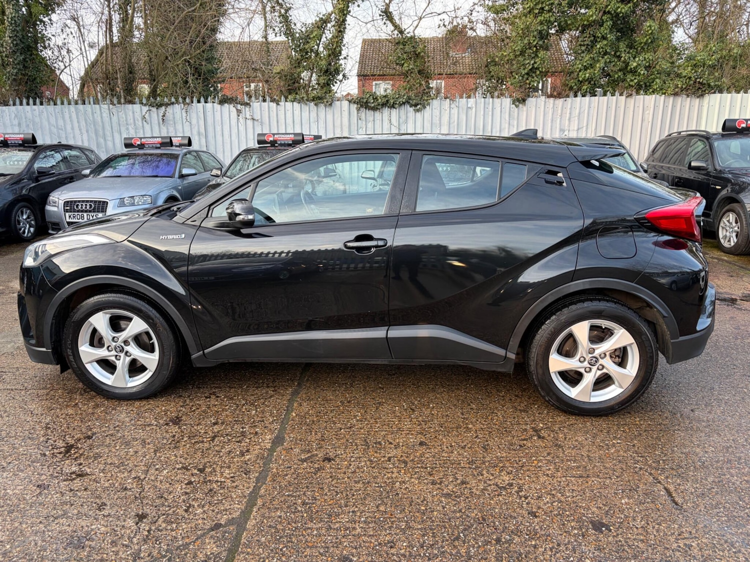 Used Toyota C-HR 2018 for sale - 77396162: Photo 5