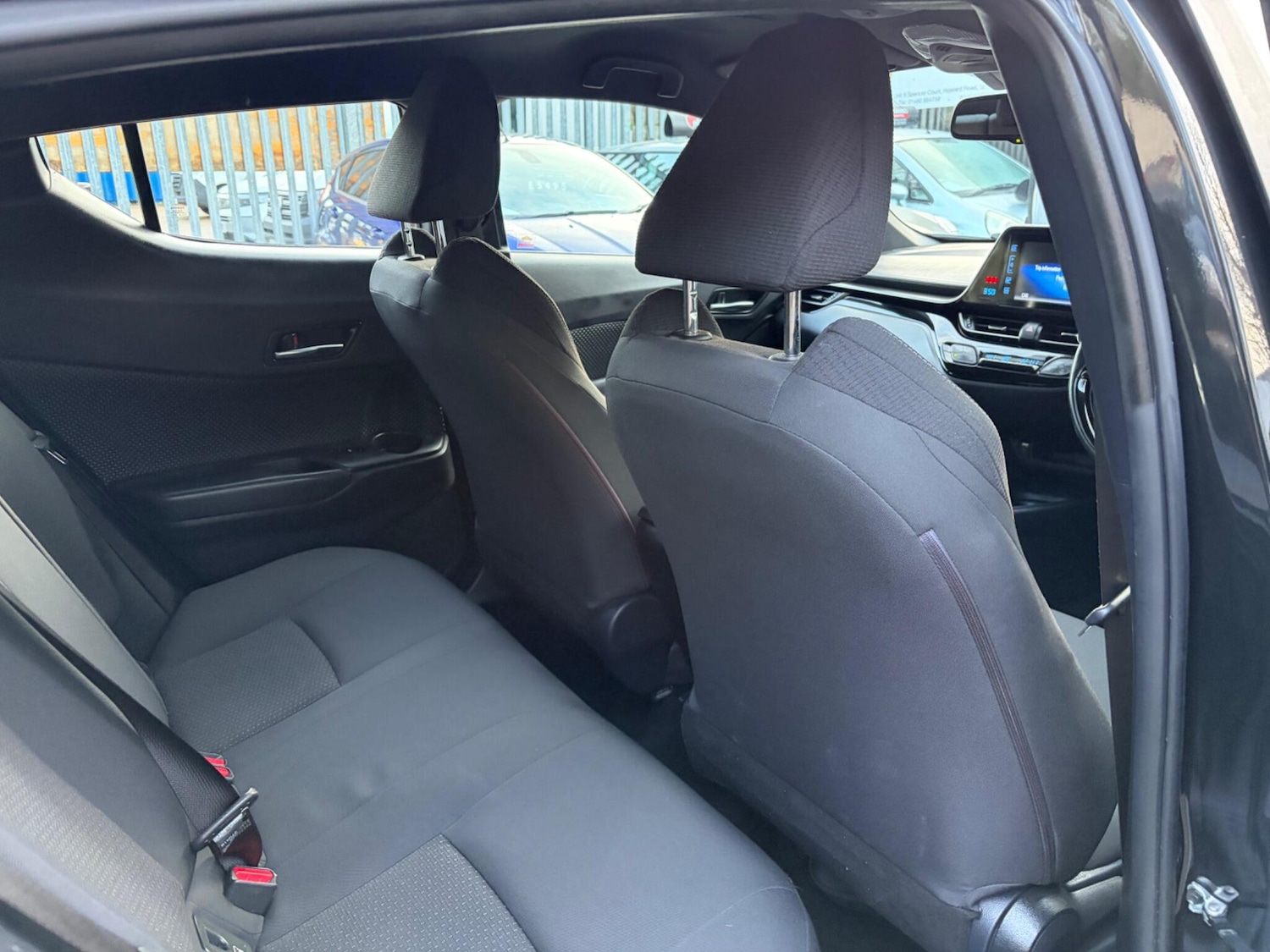 Used Toyota C-HR 2018 for sale - 77396162: Photo 50