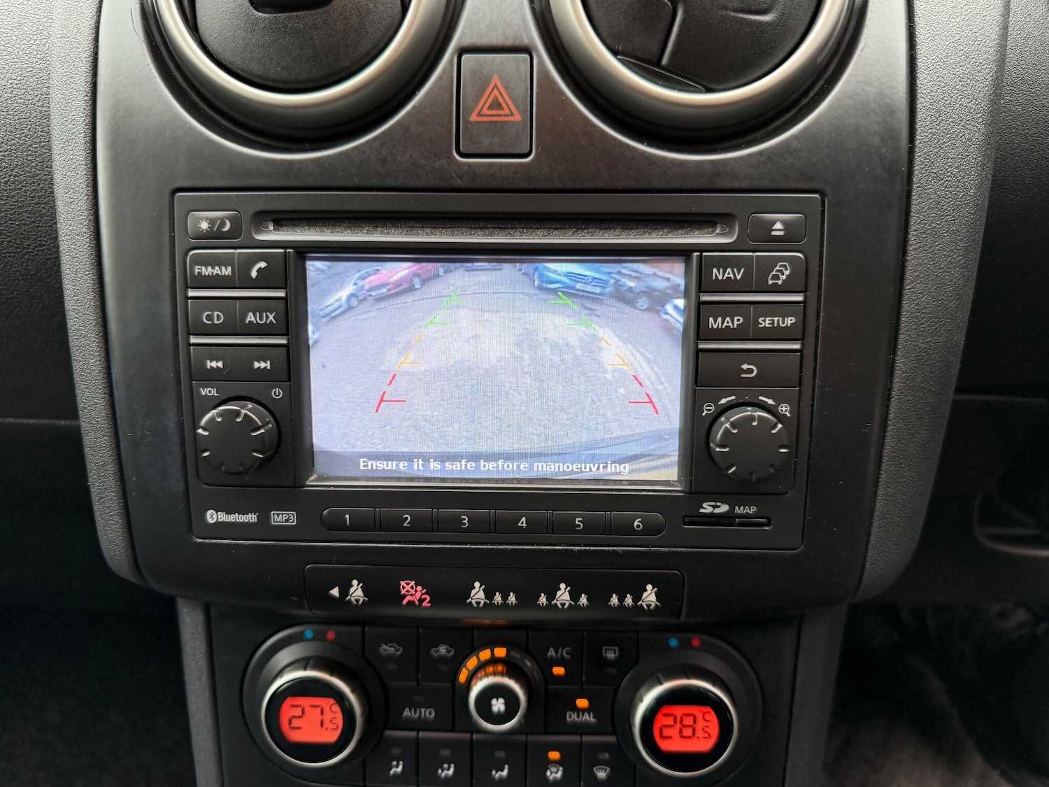 Used Nissan Qashqai for sale - 76992350: Photo 43