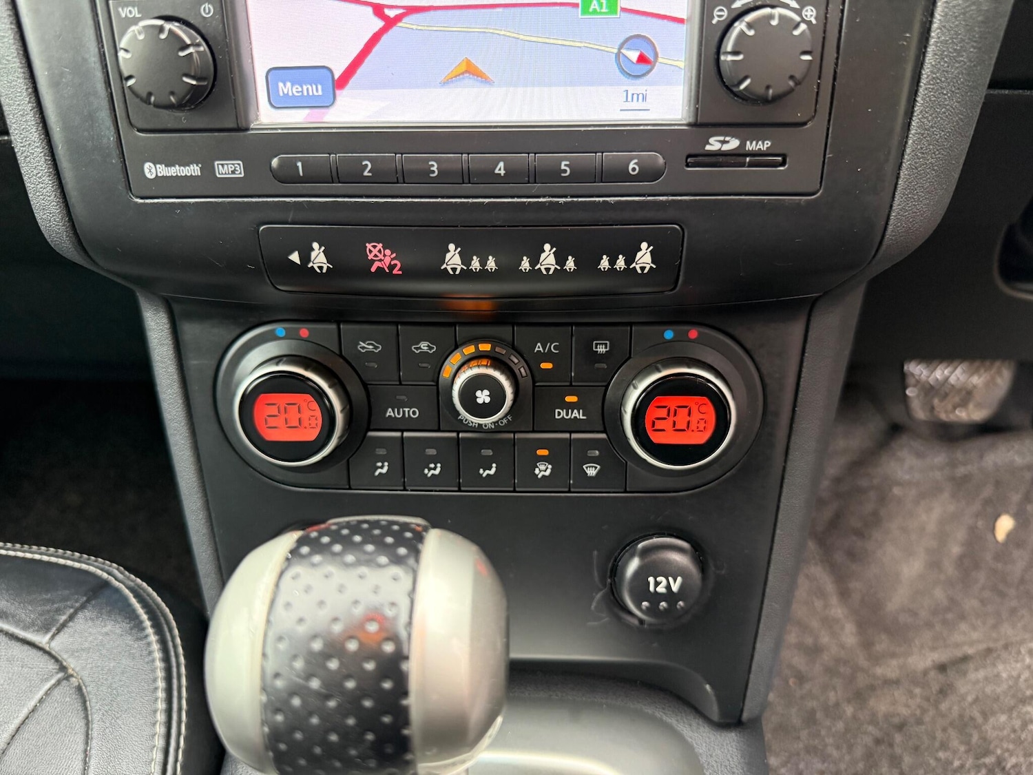 Used Nissan Qashqai for sale - 76992350: Photo 44