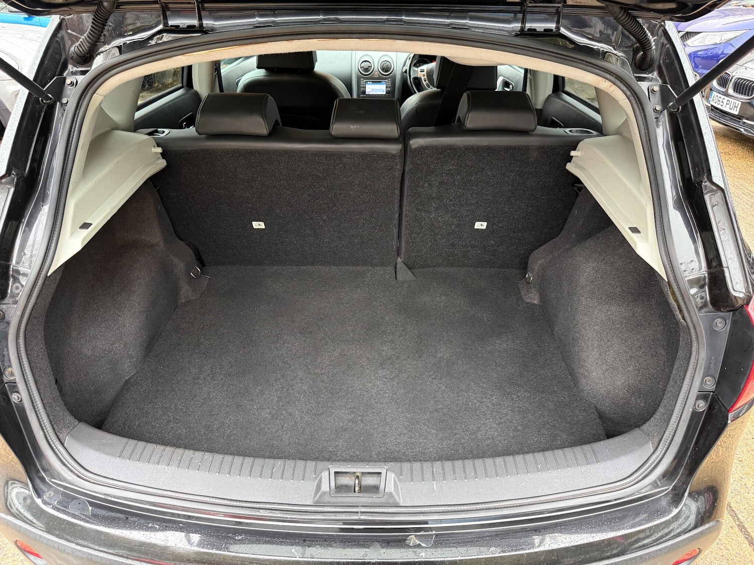 Used Nissan Qashqai for sale - 76992350: Photo 48