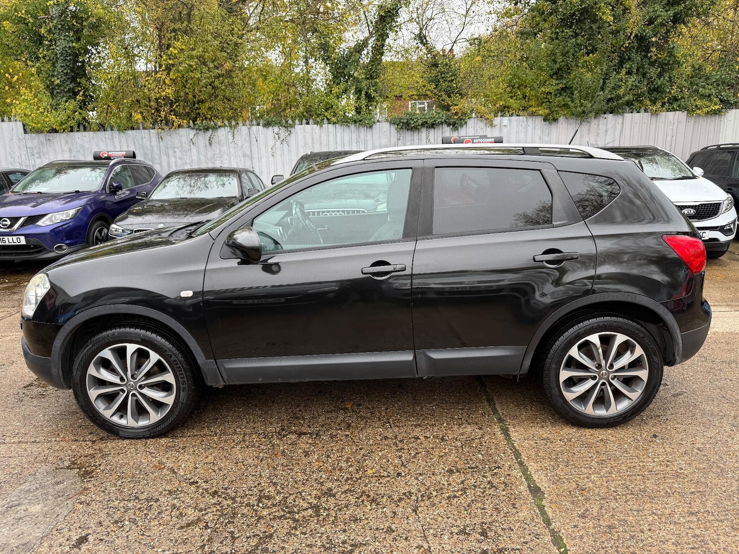Used Nissan Qashqai for sale - 76992350: Photo 8