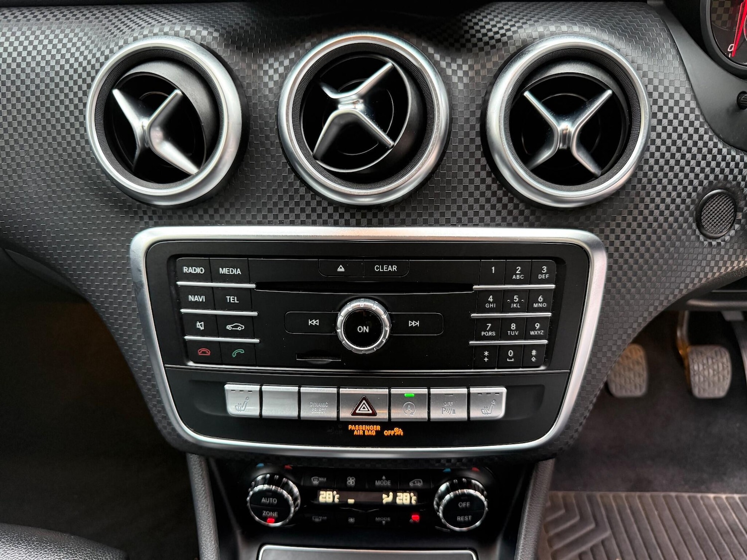 Used Mercedes-Benz A-Class 2016 for sale - 76473550: Photo 32