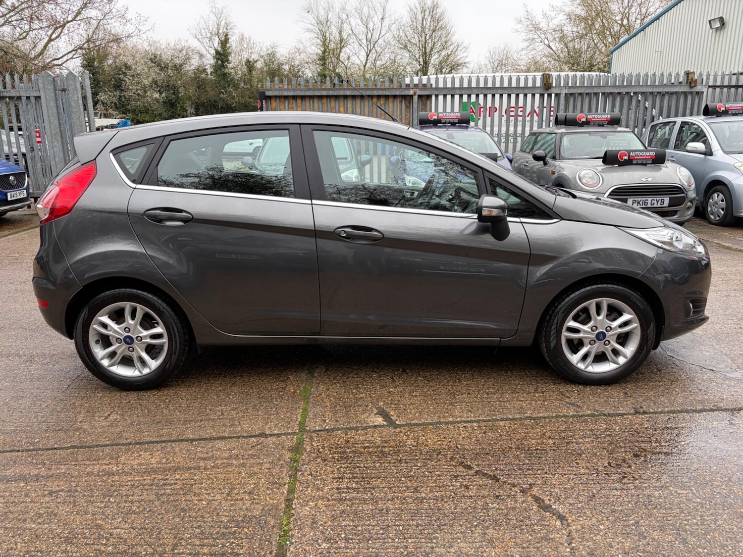 Used Ford Fiesta 2017 for sale - 77794273: Photo 11