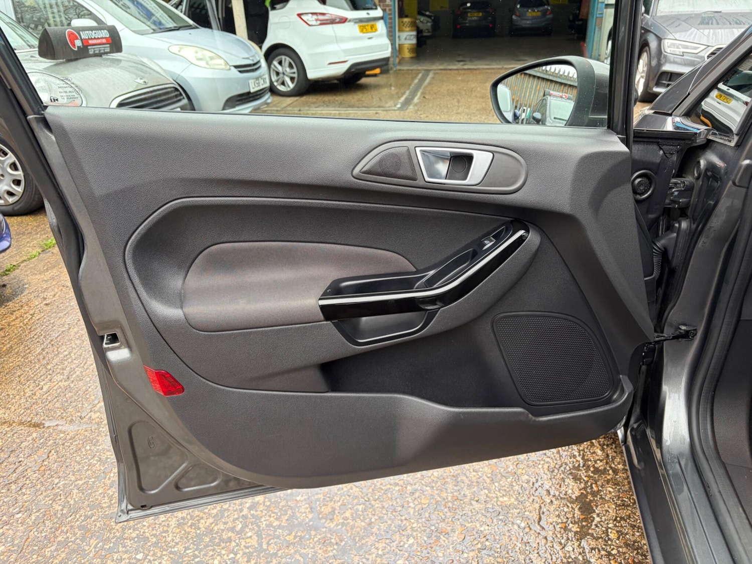 Used Ford Fiesta 2017 for sale - 77794273: Photo 29