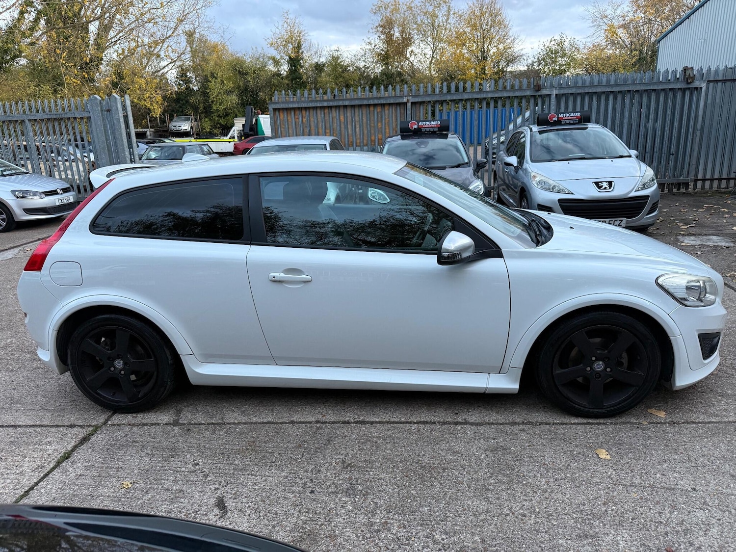 Used Volvo C30 2012 for sale - 76425580: Photo 11