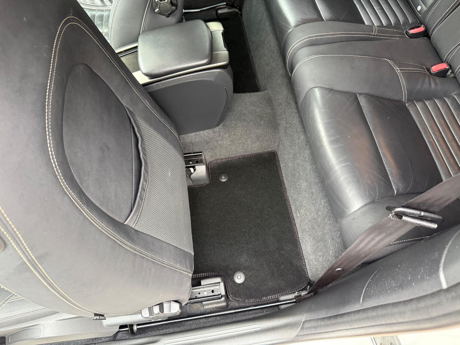 Used Volvo C30 2012 for sale - 76425580: Photo 25