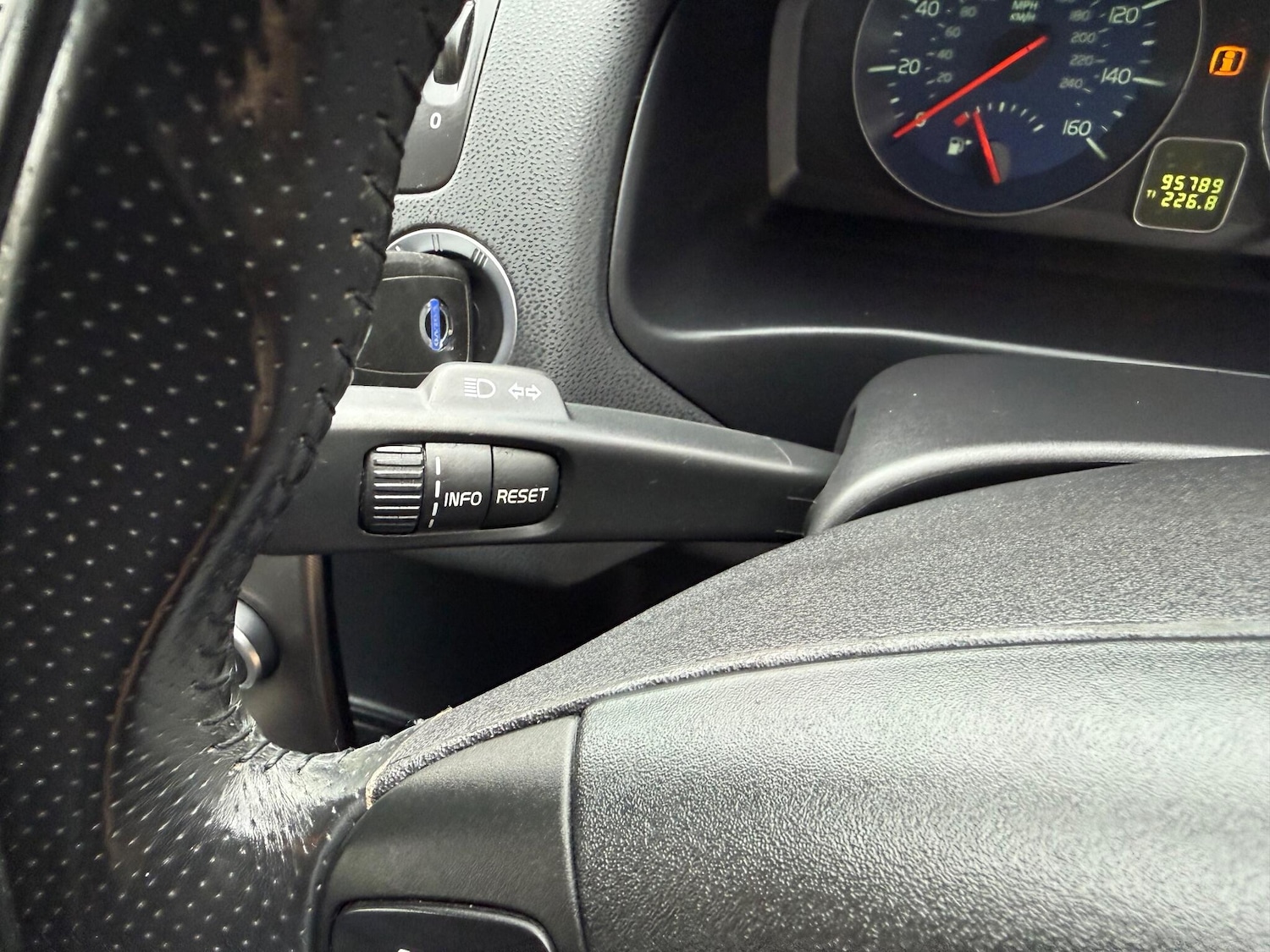 Used Volvo C30 2012 for sale - 76425580: Photo 30