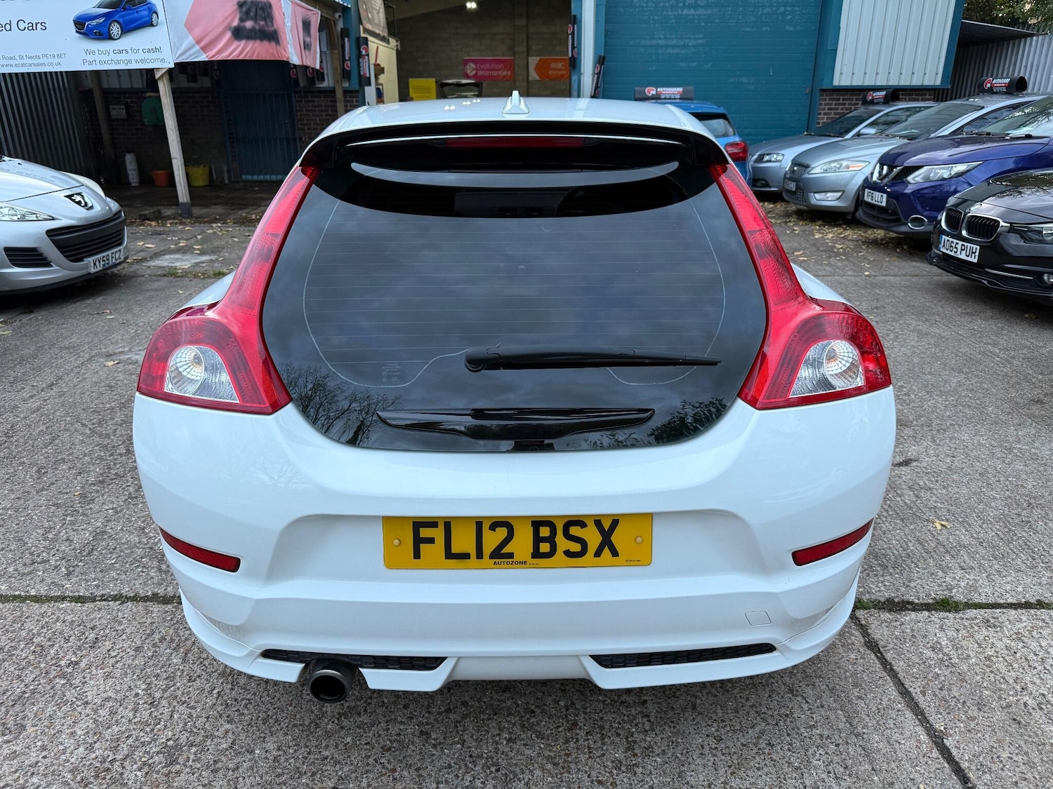 Used Volvo C30 2012 for sale - 76425580: Photo 9