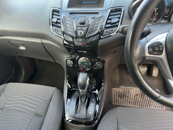 Used Ford Fiesta 2013 for sale - 76214484: Photo 16