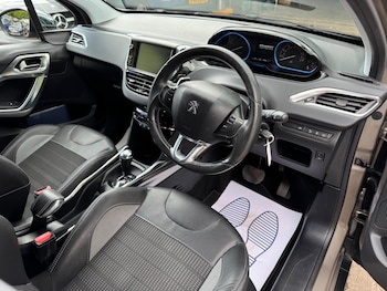 Used Peugeot 2008 2014 for sale - 78771846: Photo