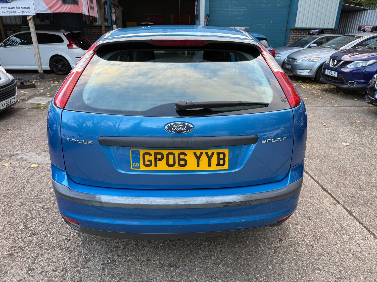 Used Ford Focus 2006 for sale - 76378041: Photo 9