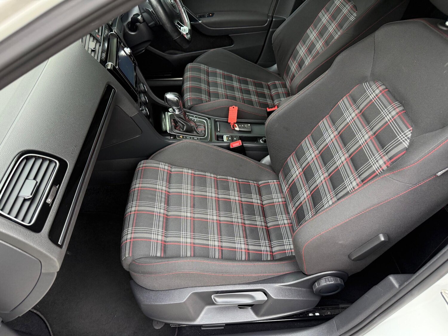 Used Volkswagen Golf 2022 for sale - 76227255: Photo 35